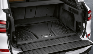 BMW luggage compartment mat with luggage compartment package