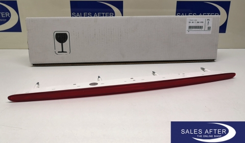 BMW 1 series E82 E88 Third stoplight, red
