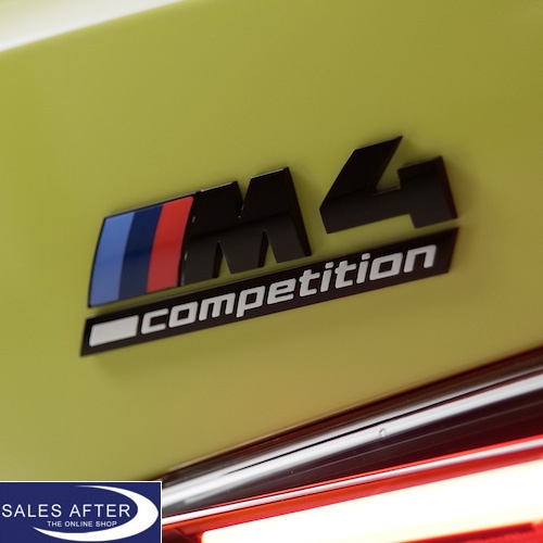 Original BMW G82 G83 M4 Competition Schriftzug in schwarz, ///M4